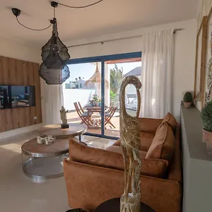 https://villalia-a5.in-canary-islands.com